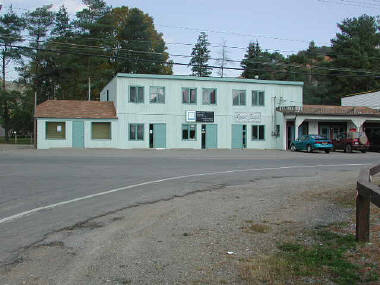 Ladona Plaza